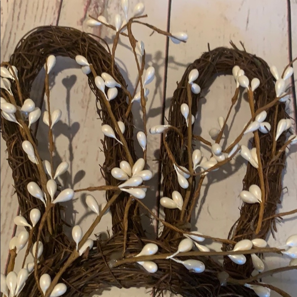 Adorable Abstract Bunny w. Large Burlap Bow/Pearls - Picture 4 of 6